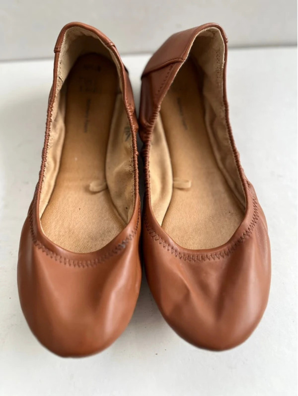 Time and Tru Scrunch Ballet Flats 8.5 M Glove Soft Chestnut Brown Leatherette